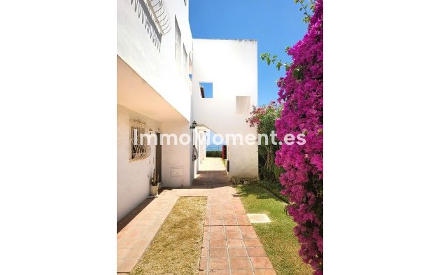 Resale - Apartment - Mijas - Calahonda