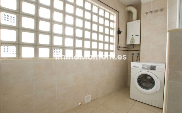 Wiederverkauf - Wohnung - Marbella - Nueva Andalucía