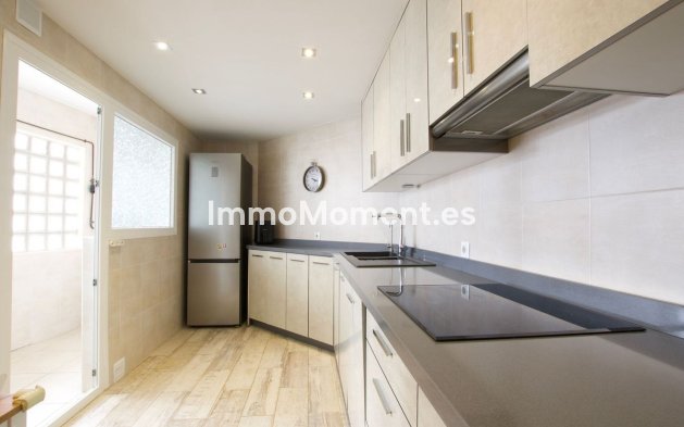 Wiederverkauf - Wohnung - Marbella - Nueva Andalucía