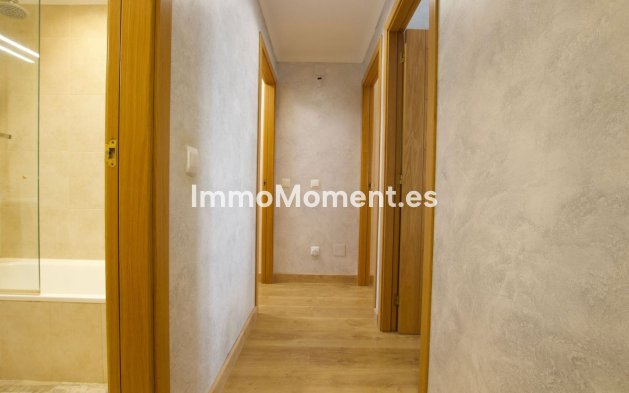 Wiederverkauf - Wohnung - Marbella - Nueva Andalucía