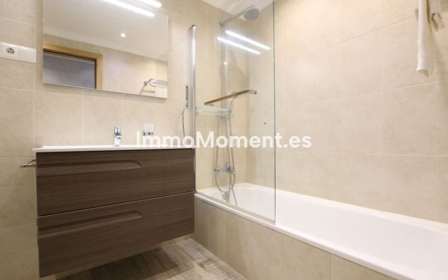 Wiederverkauf - Wohnung - Marbella - Nueva Andalucía