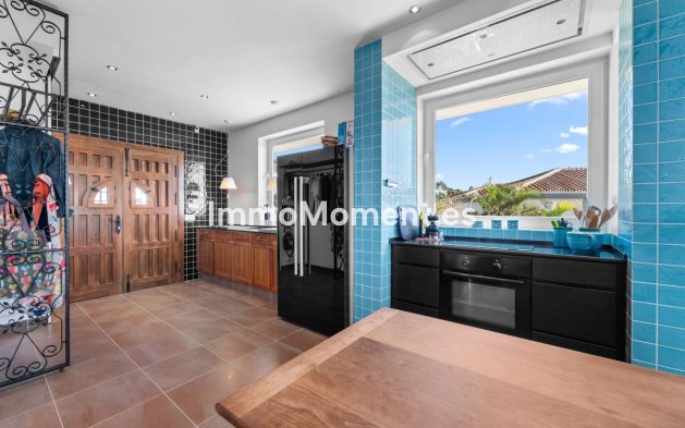 Revente - Villa - Benalmadena - Benalmadena Centro