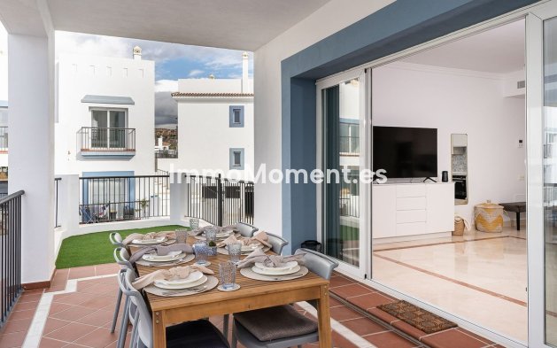 Resale - Apartment - El Paraiso - New Golden Mile