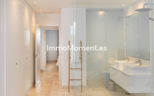 Resale - Apartment - El Paraiso - New Golden Mile