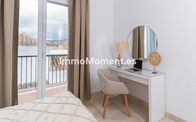 Resale - Apartment - El Paraiso - New Golden Mile