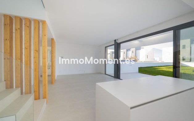 Wiederverkauf - Villa - Estepona  - Atalaya