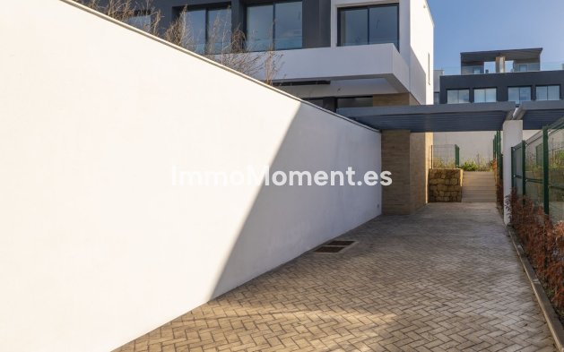 Wiederverkauf - Villa - Estepona  - Atalaya