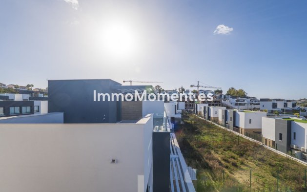 Wiederverkauf - Villa - Estepona  - Atalaya