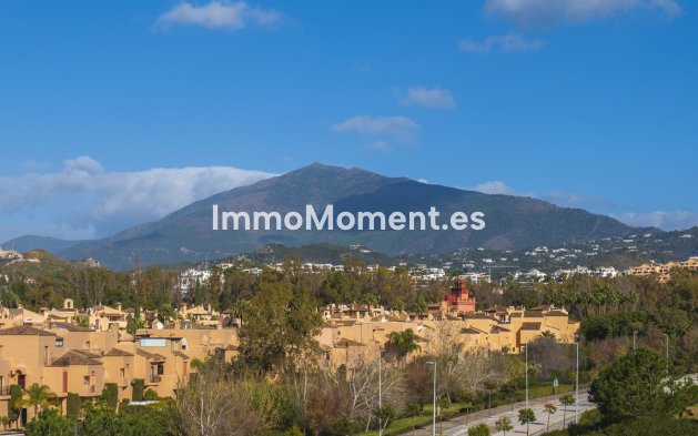 Wiederverkauf - Villa - Estepona  - Atalaya