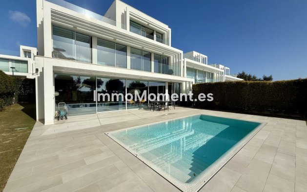 Resale - Detached villa - Sotogrande