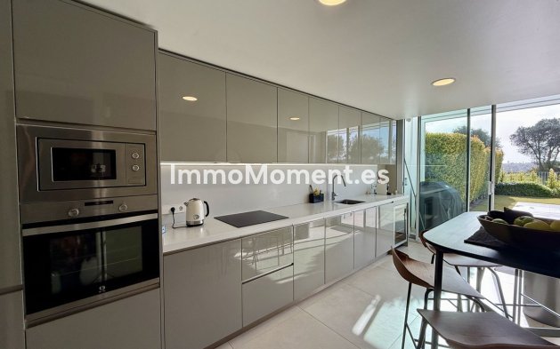 Resale - Detached villa - Sotogrande