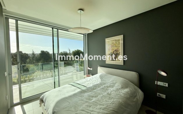 Resale - Detached villa - Sotogrande