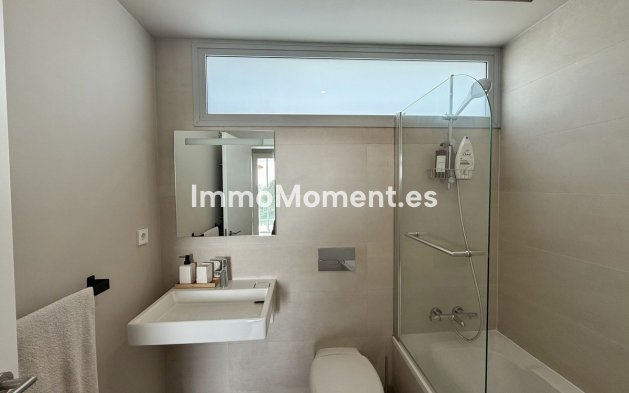 Resale - Detached villa - Sotogrande