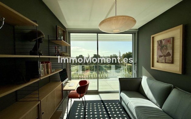 Resale - Detached villa - Sotogrande