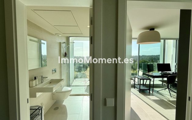 Resale - Detached villa - Sotogrande