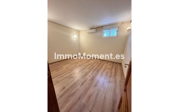 Revente - Villa - Orihuela - Orihuela Costa