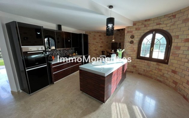 Resale - Villa - Altea - Altea Centro