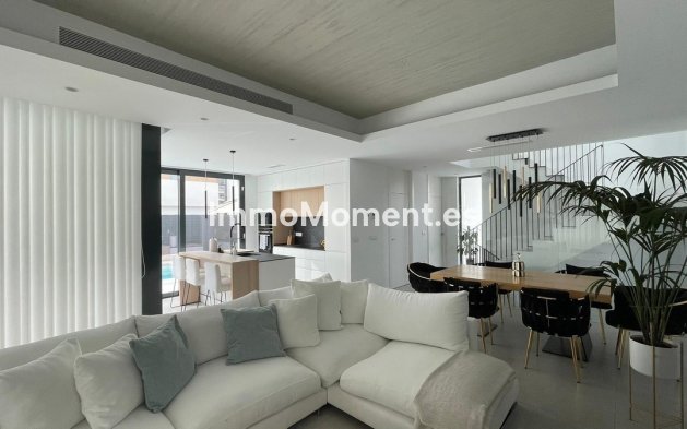 Resale - Villa - Finestrat