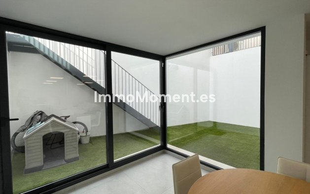 Resale - Villa - Finestrat