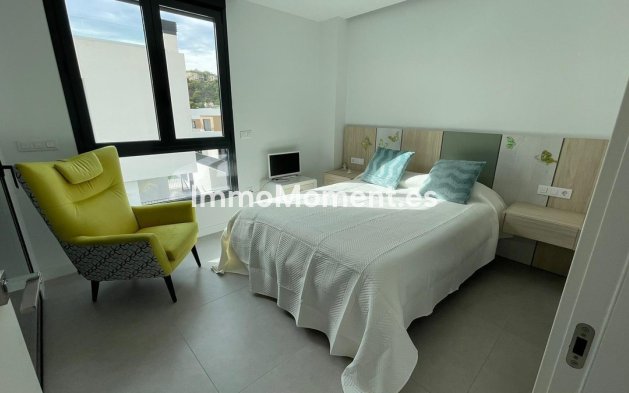 Resale - Villa - Finestrat