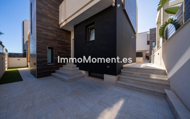 Wiederverkauf - Villa - Orihuela - Orihuela Costa