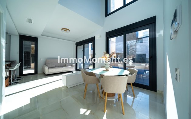 Wiederverkauf - Villa - Orihuela - Orihuela Costa