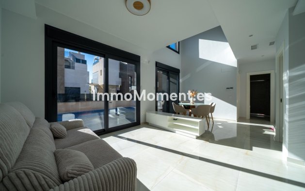 Wiederverkauf - Villa - Orihuela - Orihuela Costa