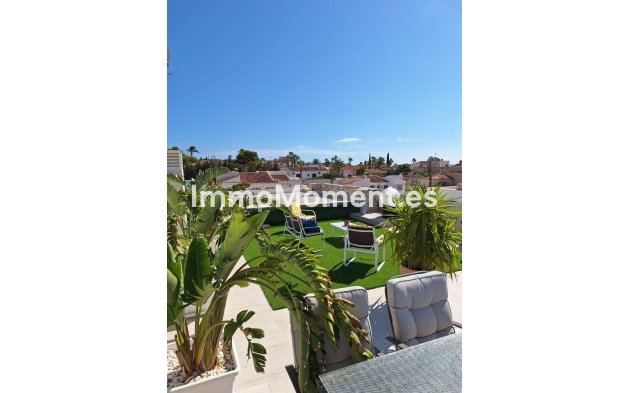 Resale - Villa - Torrevieja - Torrevieja Centro