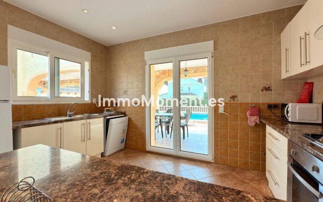Resale - Villa - Calpe - Calpe Centro