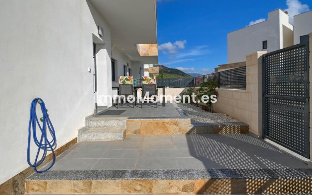 Wiederverkauf - Villa - Polop - Polop Centro