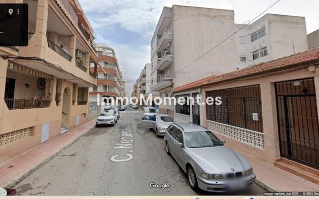 Revente - Villa - Torrevieja - Torrevieja Centro