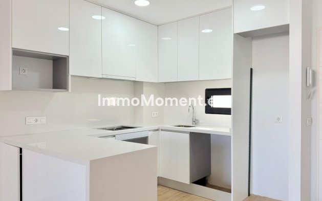 Resale - Apartment - Finestrat