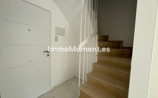 Resale - Villa - Torrevieja - Torrevieja Centro