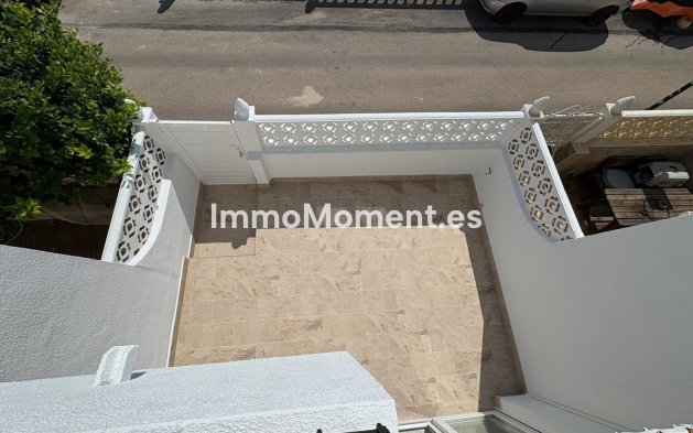 Resale - Villa - Torrevieja - Torrevieja Centro