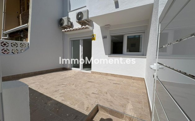 Resale - Villa - Torrevieja - Torrevieja Centro