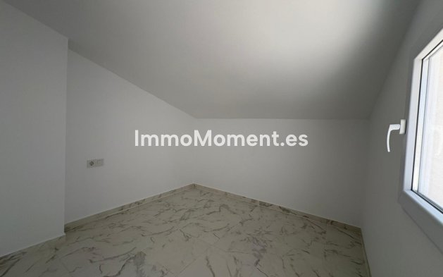 Resale - Villa - Torrevieja - Torrevieja Centro