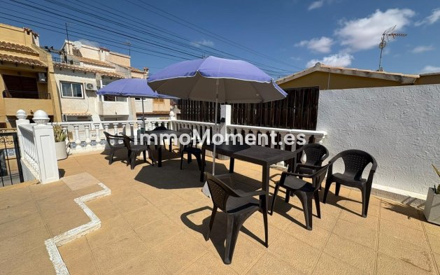 Resale - Villa - Torrevieja - Torrevieja Centro