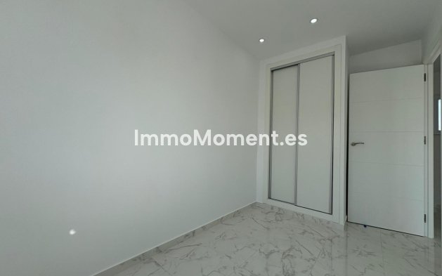 Resale - Villa - Torrevieja - Torrevieja Centro