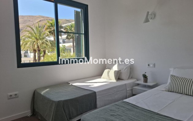 Resale - Villa - Finestrat