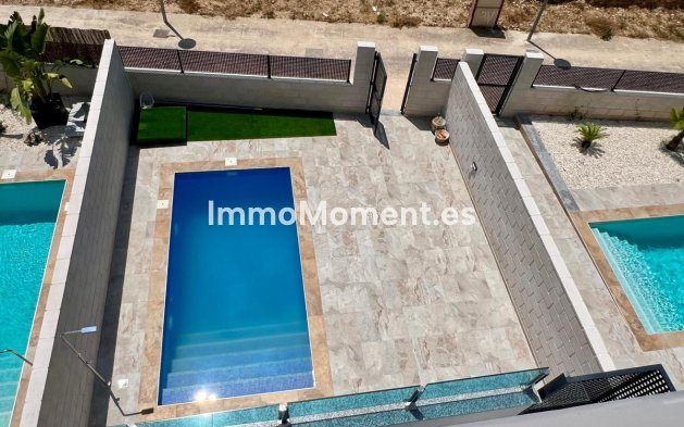 Wiederverkauf - Villa - Polop - Polop Centro