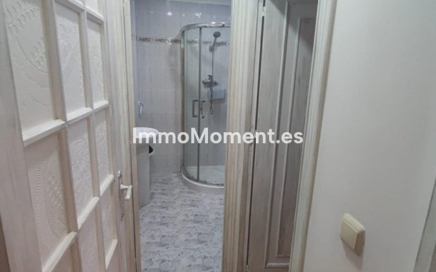 Resale - Apartment - Alicante - Alicante Centro