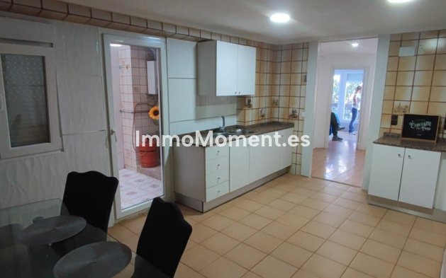 Resale - Apartment - Alicante - Alicante Centro
