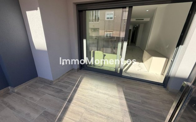 Wiederverkauf - Wohnung - Torrevieja - Torrevieja Centro