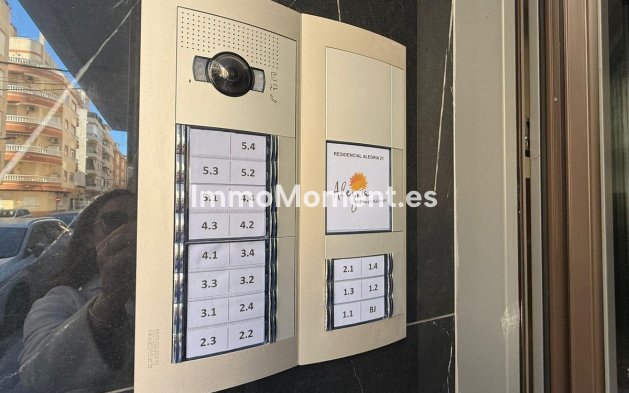 Wiederverkauf - Wohnung - Torrevieja - Torrevieja Centro