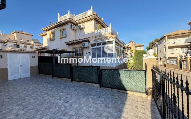 Revente - Villa - Orihuela - Orihuela Costa