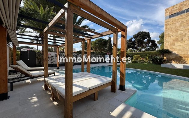 Wiederverkauf - Villa - Orihuela - Orihuela Costa