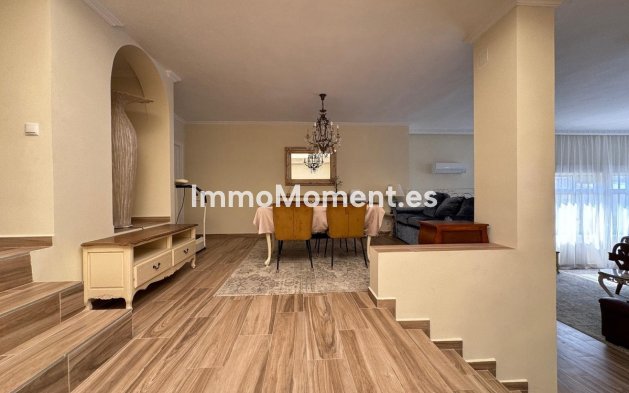 Wiederverkauf - Villa - Orihuela - Orihuela Costa