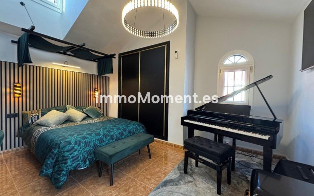 Resale - Villa - Orihuela - Orihuela Costa