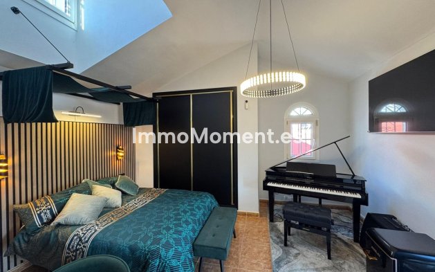 Resale - Villa - Orihuela - Orihuela Costa