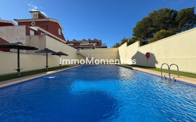 Resale - Villa - Orihuela - Orihuela Costa